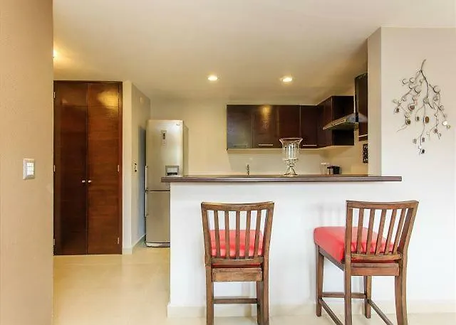 Luxury Penthouse Jungle View And Partial Ocean View, Private Pool And Rooftop *