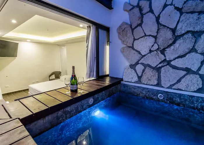 Luxury Penthouse Jungle View And Partial Ocean View, Private Pool And Rooftop Apartment