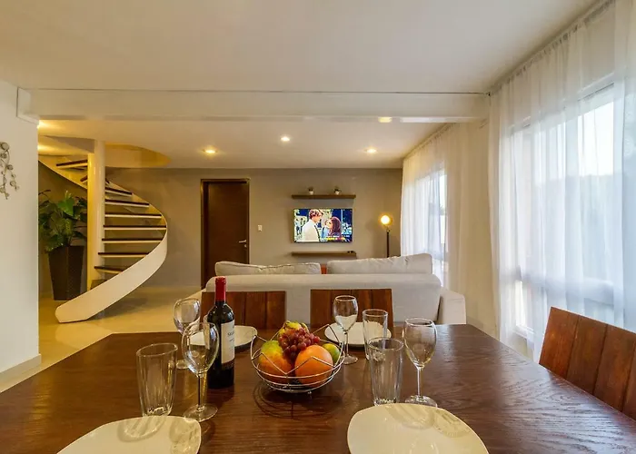 Luxury Penthouse Jungle View And Partial Ocean View, Private Pool And Rooftop Apartment *